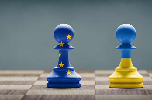 Europe | Ukraine | war | conflict | blue | yellow | pawns | chess